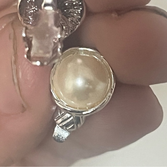 Monet Silver and Cream Pearl clip on Earrings - Picture 4 of 5